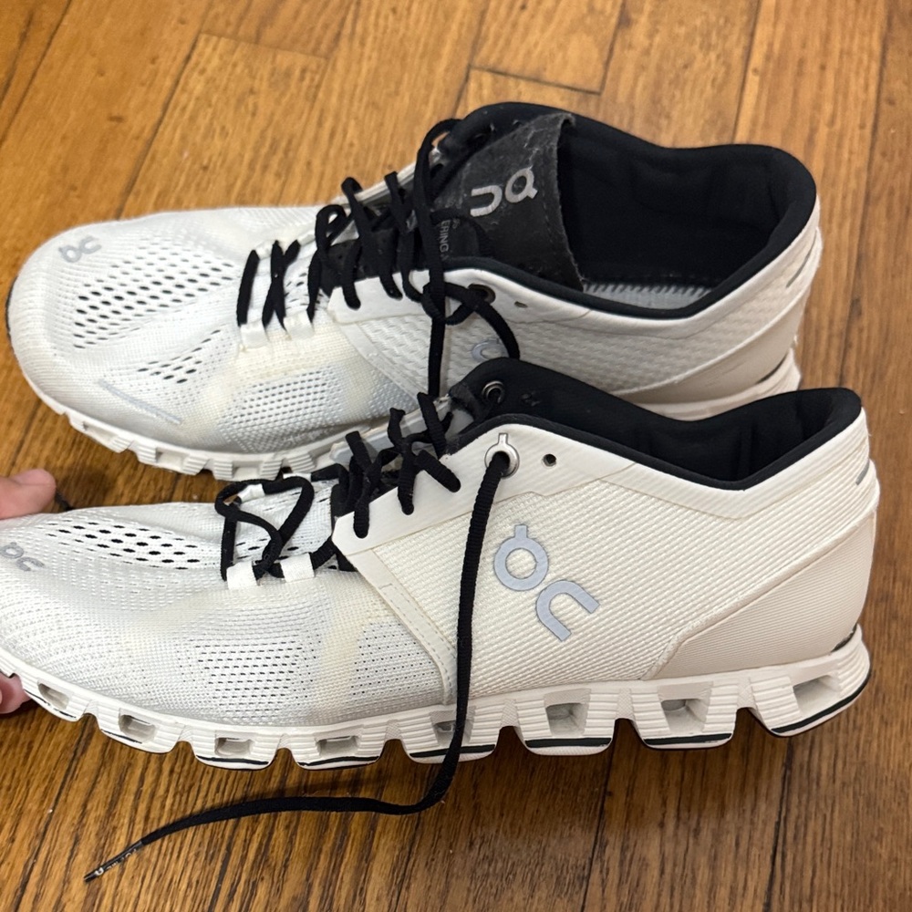 On Running Men's Black and White Athletic Shoes
